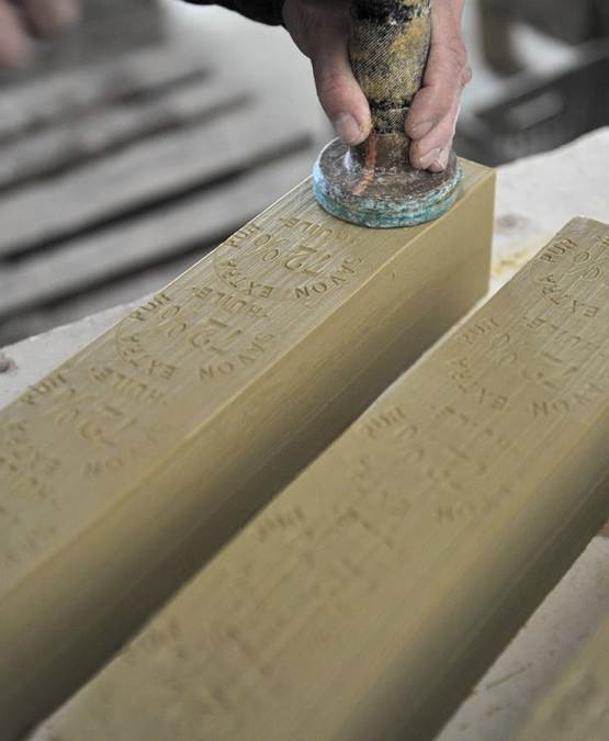 Acheter l'authentique Savon de Marseille à l'huile d'olive, en barre de 2.5kg