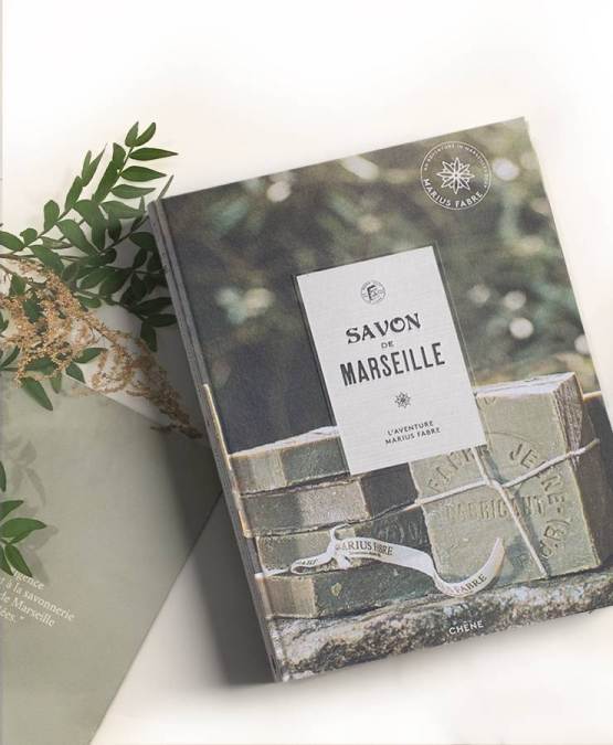 Buy the authentic « Le Savon de Marseille. L’aventure Marius Fabre »  Book (text in english)