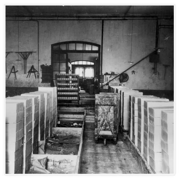 Photo  - 1927