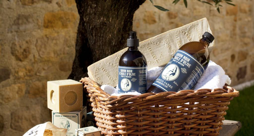 La savon noir pour les travaux artistiques 